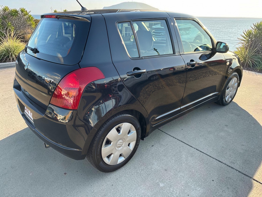 2007 Suzuki Swift RS415 GLX Hatch Image 3