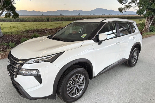 2026 Nissan X-Trail T33 ST SUV Image 3