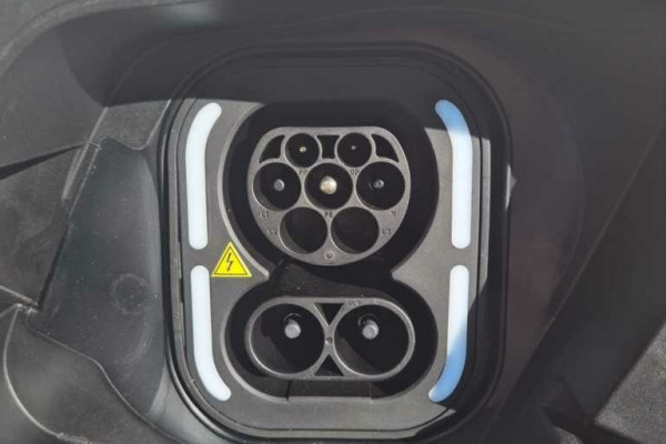 2026 MG MG4 AH4E Essence 64 Hatch Image 18