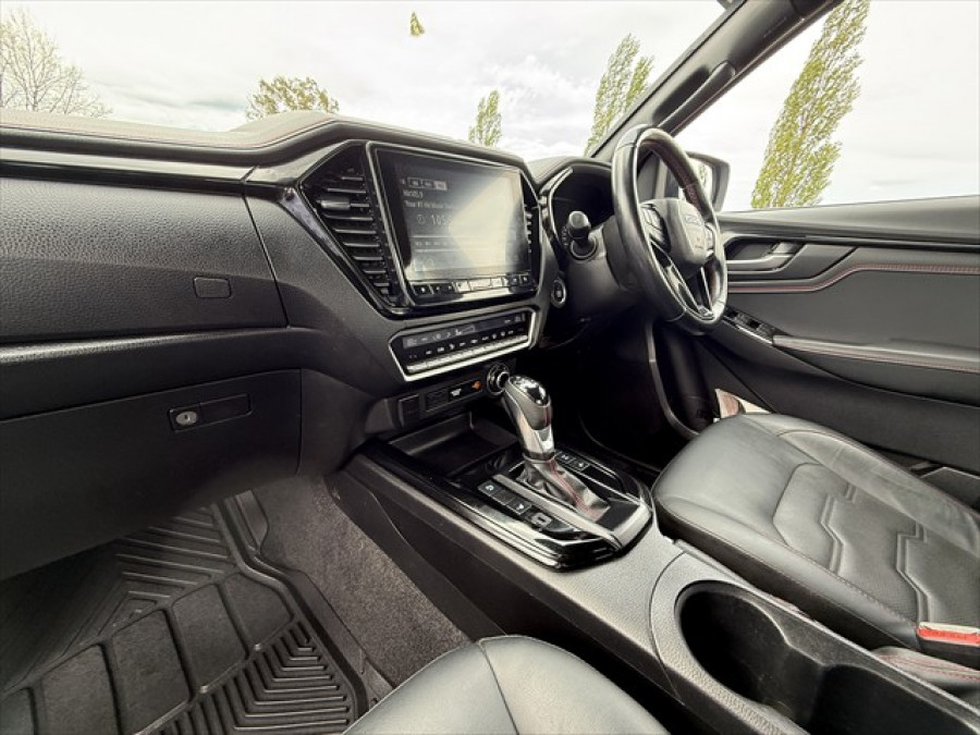 2023 Isuzu D-MAX RG X-TERRAIN Ute Image 17