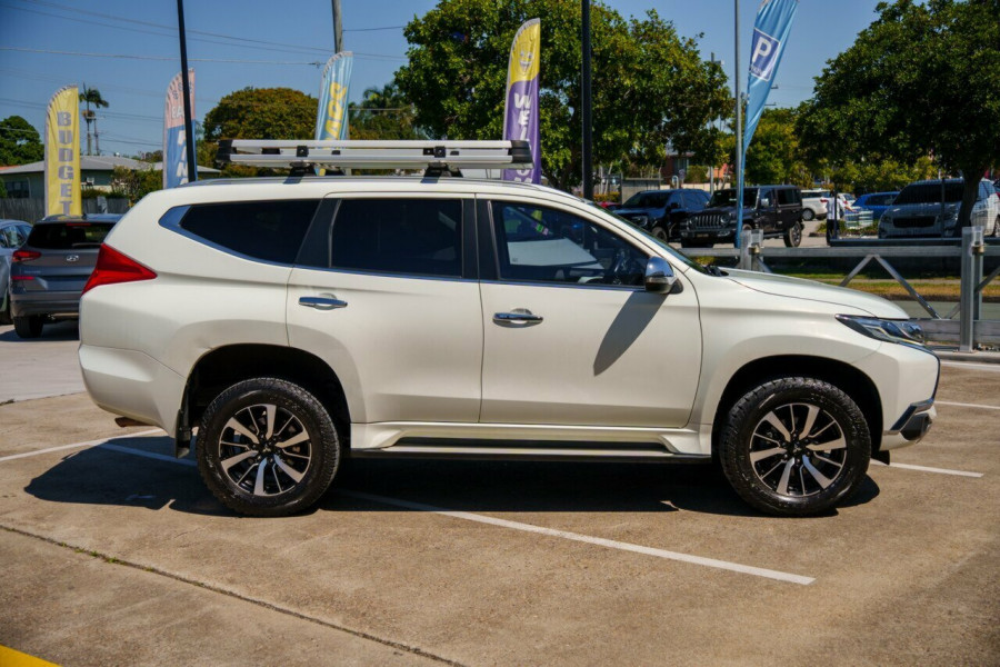 2016 MY17 Mitsubishi Pajero Sport QE GLX SUV Image 4