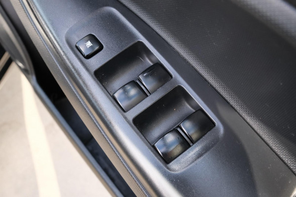 2015 Mitsubishi Mirage LA ES Hatch Image 11