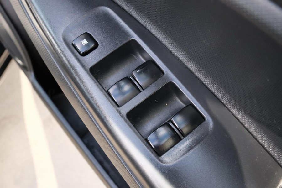 2015 Mitsubishi Mirage LA ES Hatch Image 11