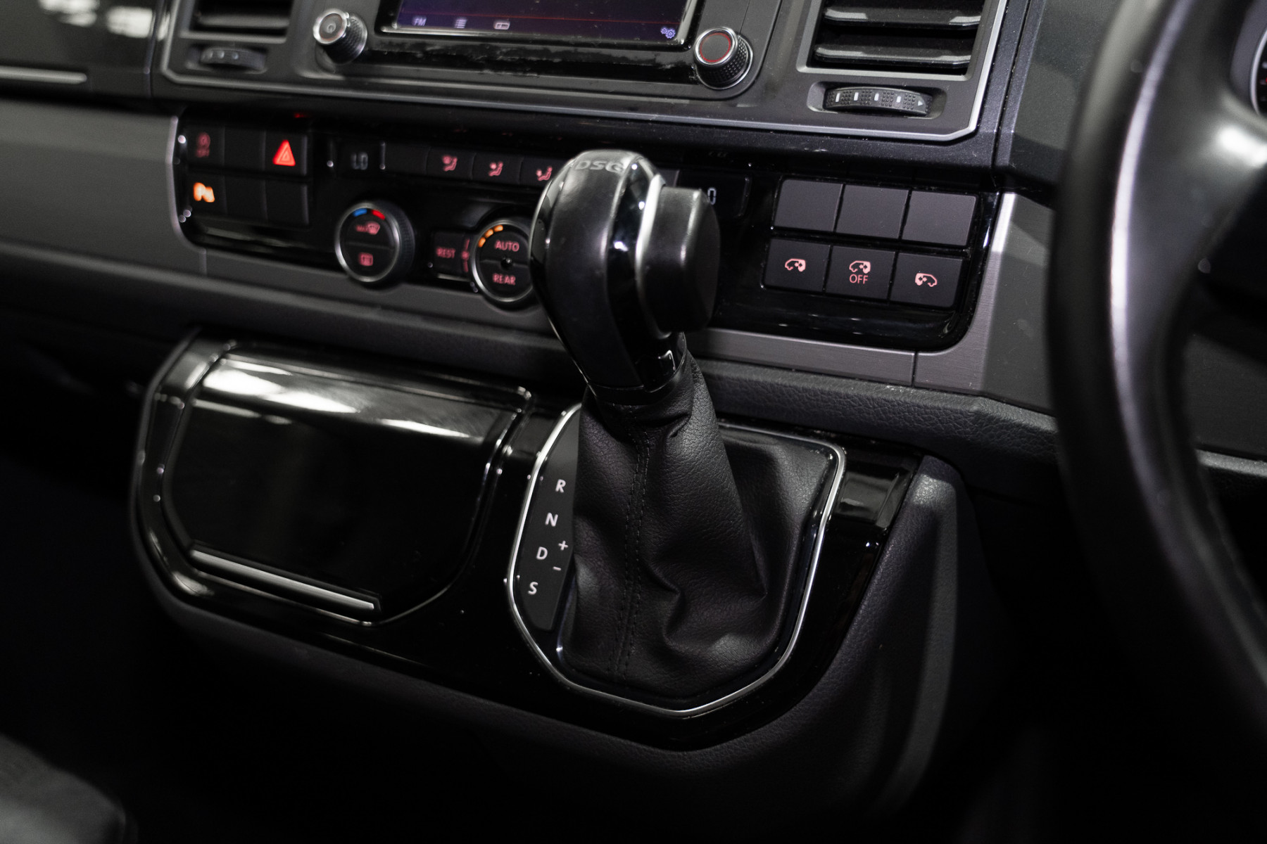2018 Volkswagen Multivan Comfortline Tdi340 SUV Image 15