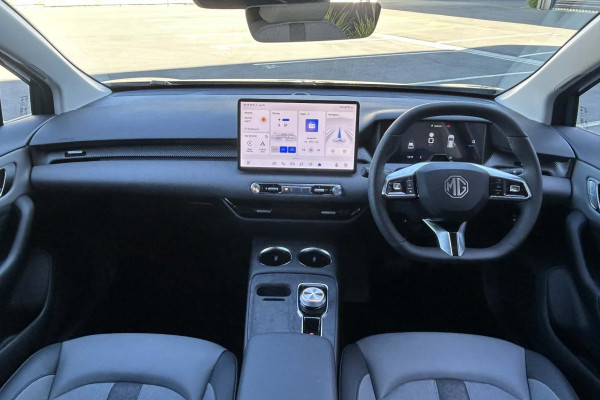 2026 MG MG4 AH4E Essence 64 Hatch Image 8