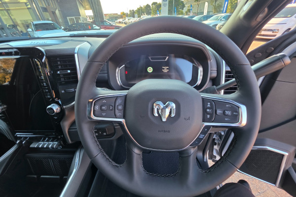 2026 Ram 2500 DJ Laramie Dual Cab Image 13