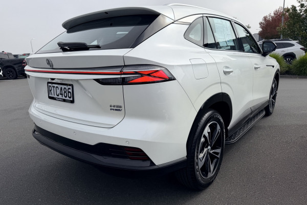 2026 MG HS Super Hybrid Excite SUV Image 5