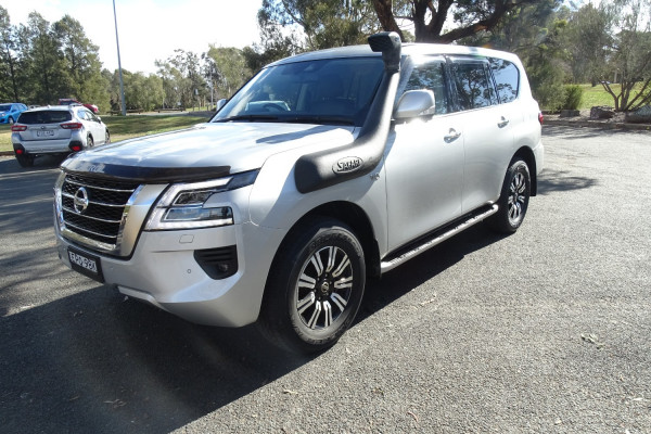 2021 Nissan Patrol Y62 Series 5 Ti SUV Image 4