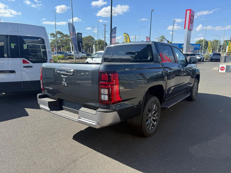 2025 Mitsubishi Triton MV GLS Ute Image 6