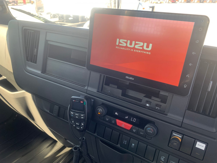 2025 Isuzu  NPR 45/65-175 MT D28 TRADE TRADEPACK Tray Image 17