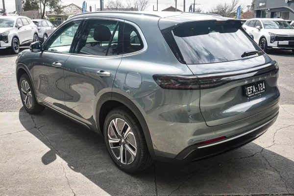 2026 MY27 Geely Starray EM-i P145 Complete SUV Image 5