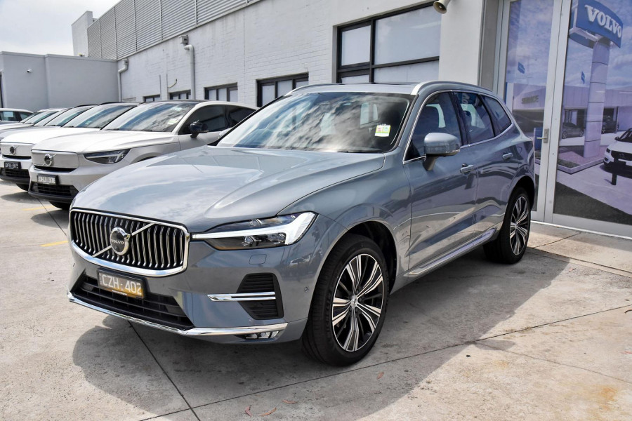 2023 Volvo XC60  Ultimate B5 Bright SUV Image 24