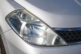 2012 Nissan Tiida C11 S4 ST Hatchback