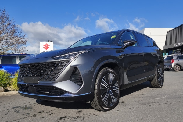 2026 MG QS Essence SUV Image 2
