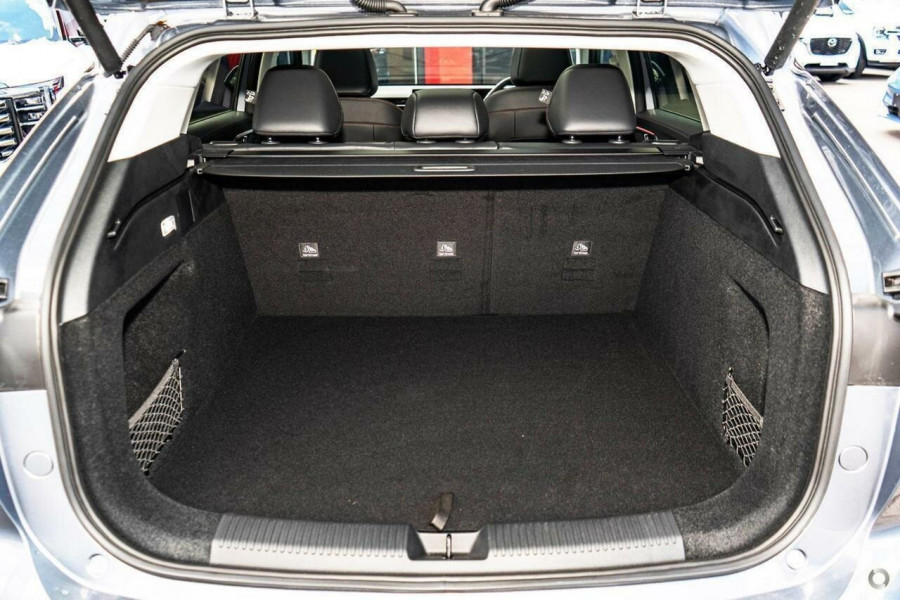 2025 MG HS AS33P Super Hybrid Essence SUV Image 9