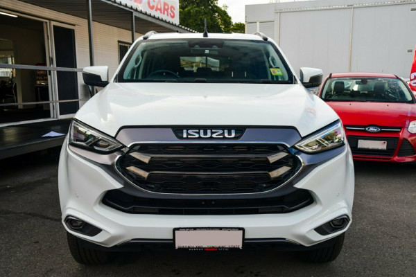 2023 MY24 Isuzu MU-X RJ LS-T SUV Image 5