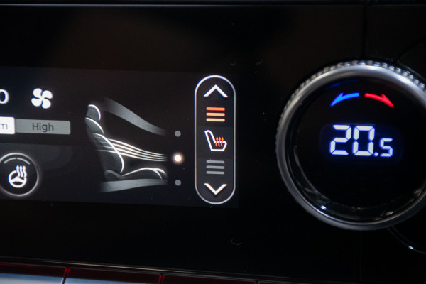 2022 Genesis GV70 2.5t Awd SUV image 23