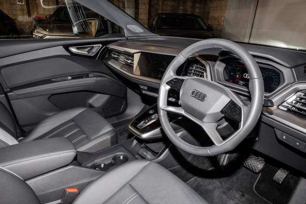 2024 Audi Q4 e-tron F4 45 SUV image 7
