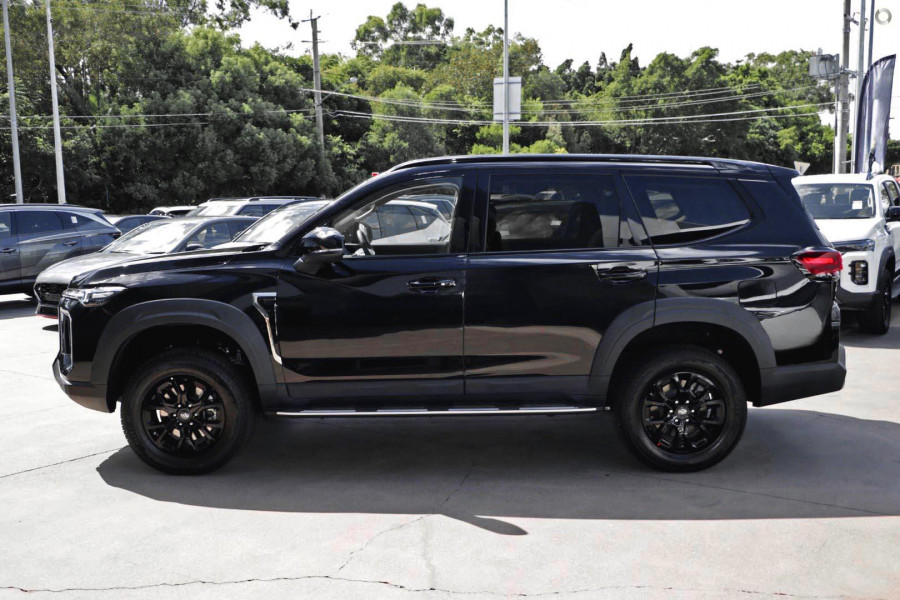 2026 MY25 LDV D90 SV9A Executive SUV Image 4