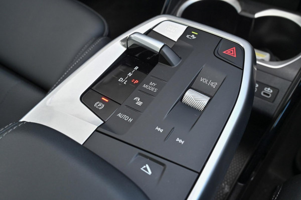 2025 BMW X1 U11 sDrive18i SUV image 18
