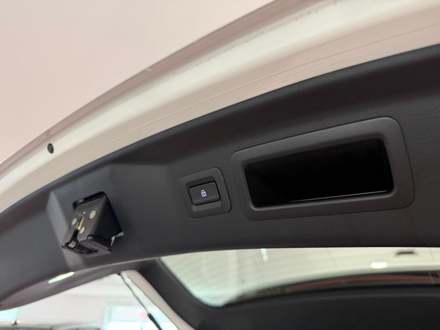 2026 Mazda CX-80 KL G40e Pure SUV Image 27