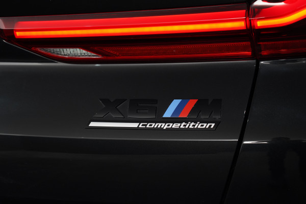 2021 BMW X6 M Competition SUV Image 16