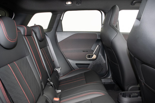 2025 MINI Aceman J05 JCW E Favoured Hatch image 10