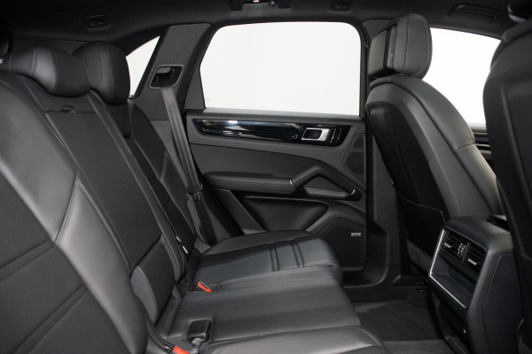 2019 Porsche Cayenne S SUV Image 3