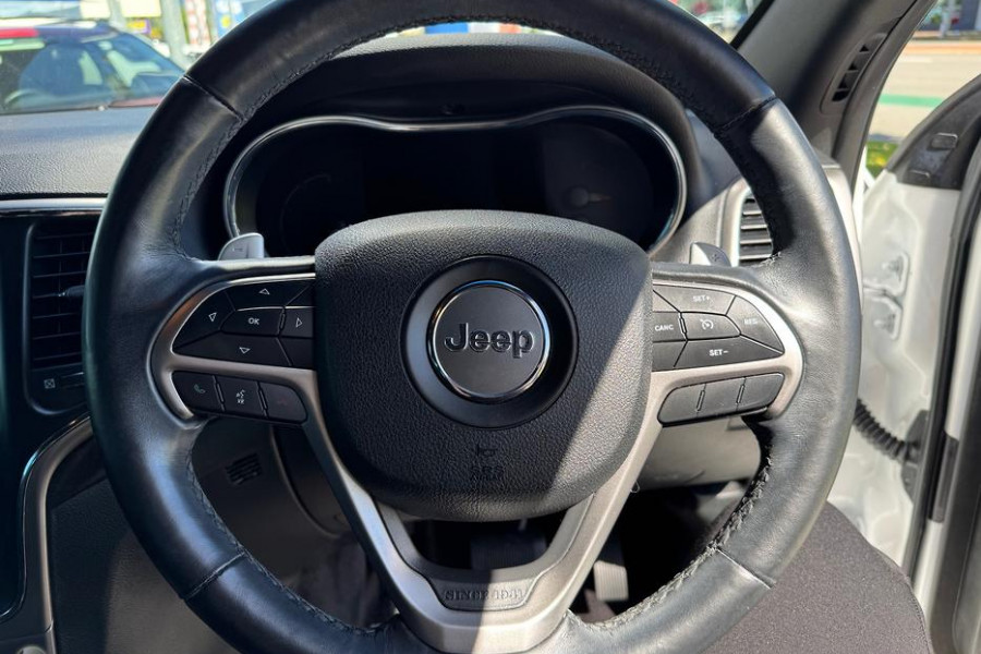 2018 Jeep Grand Cherokee WK Laredo SUV Image 13