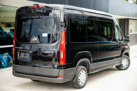 2024 LDV Deliver 9  12-Seat Bus