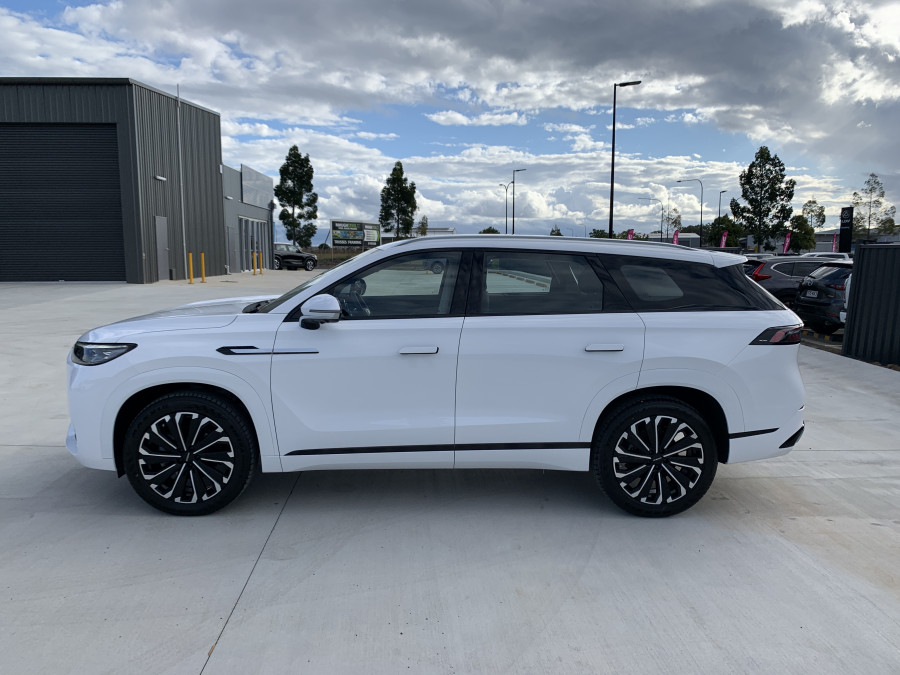 2025 Jaecoo J8 Track Wagon Image 4