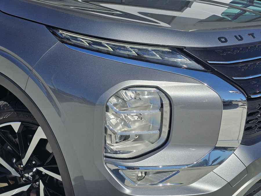 2022 MY22.5 Mitsubishi Outlander ZM Aspire SUV Image 10