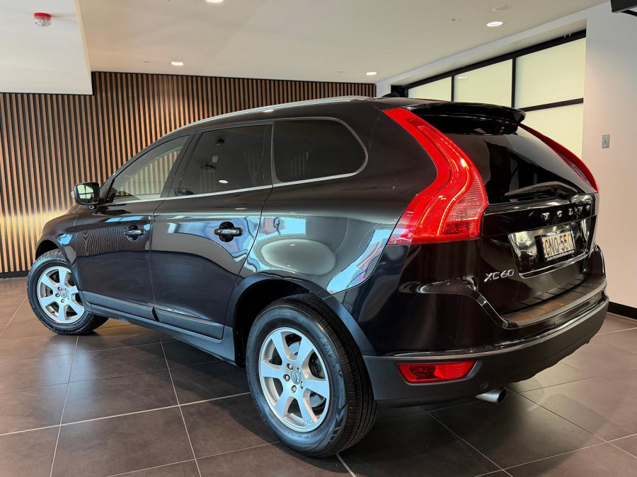 2013 Volvo XC60 DZ T5 Teknik SUV Image 2