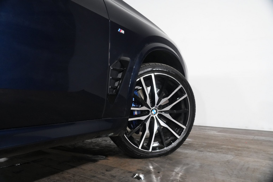 2024 BMW X5 xDrive30d M Sport SUV Image 11