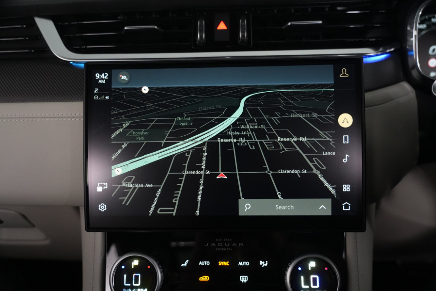 2024 Jaguar F-PACE SVR SUV Image 32