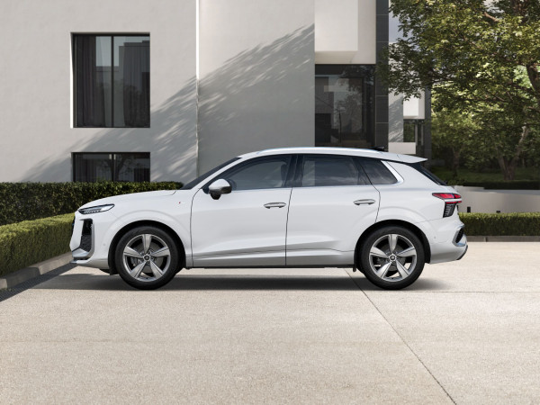 2026 Audi Q3 FJ TFSI 150kW SUV image 3