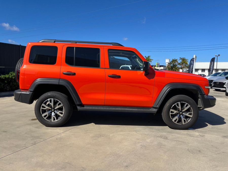 2023 GWM Tank 300 P01 Ultra SUV Image 8
