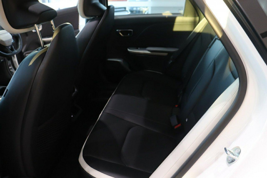 2025 Kia K4 CL4m GT-Line Sedan Image 27