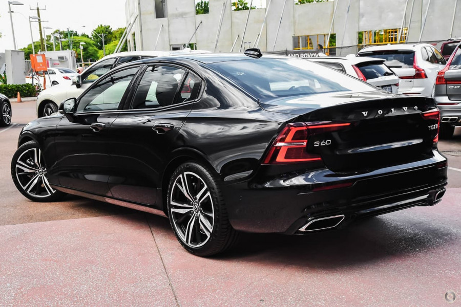 2020 Volvo S60 Z Series T5 R-Design Sedan