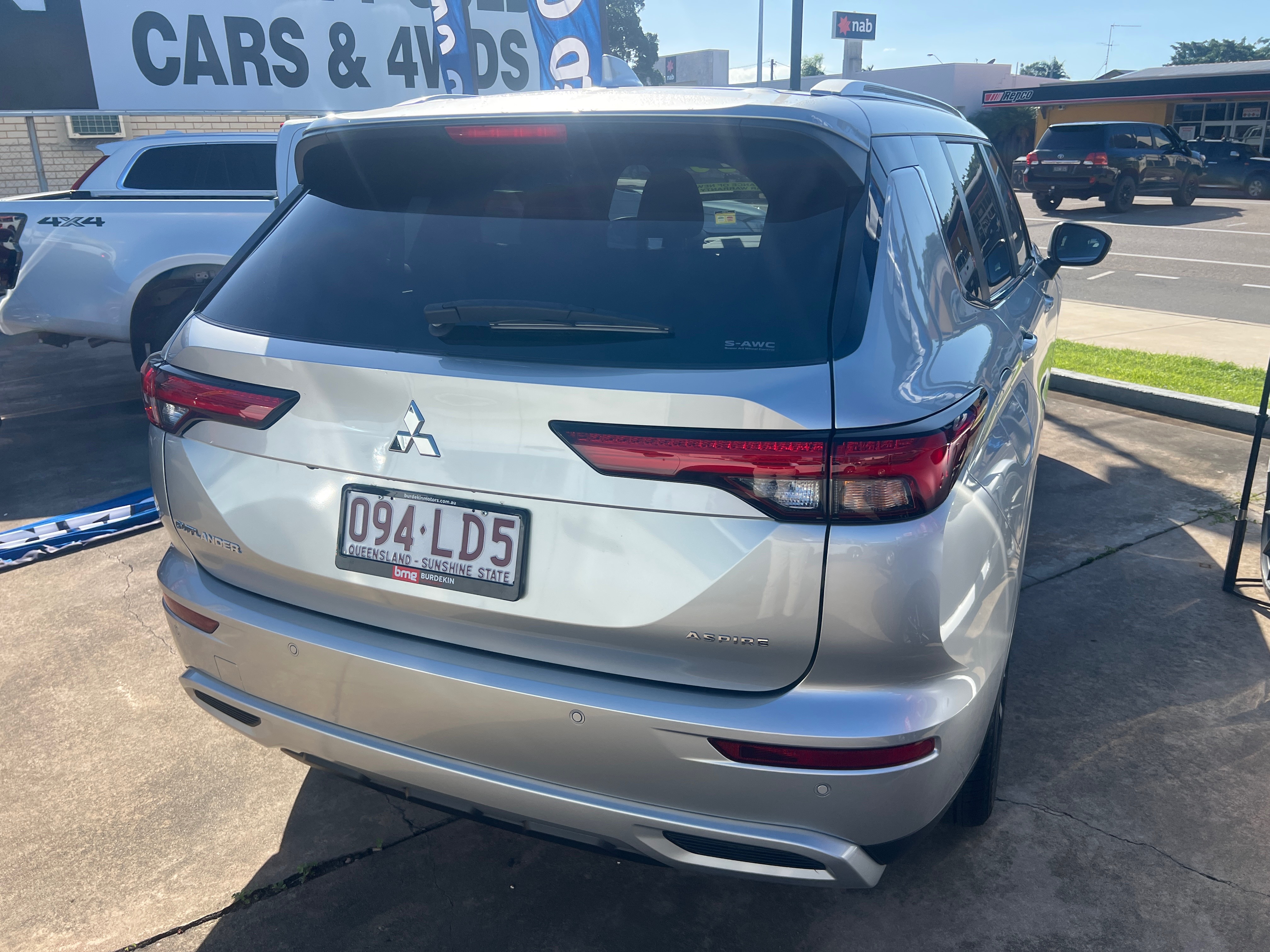 2023 MY24 Mitsubishi Outlander ZM Aspire SUV Image 3