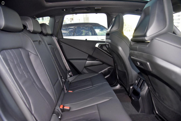 2025 BMW X3 G45 M50 xDrive SUV image 10