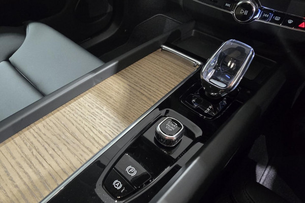 2025 MY26 Volvo XC60 UZ Plus B5 Bright SUV Image 9