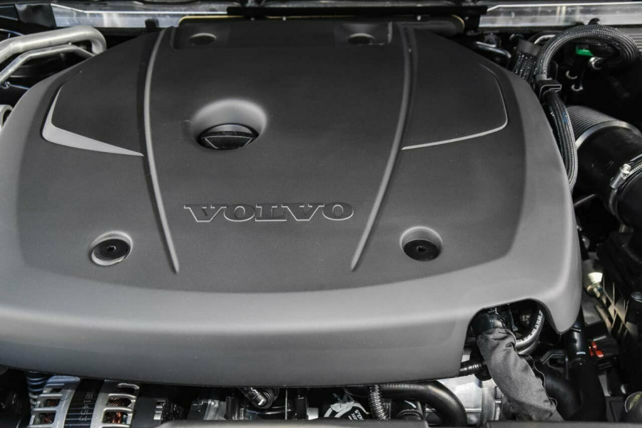 2019 MY20 Volvo S60 Z Series T5 R-Design Sedan Image 11