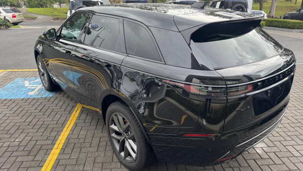 2024 MY25.5 Land Rover Range Rover Velar L560 PHEV P400e Dynamic SE SUV image 14