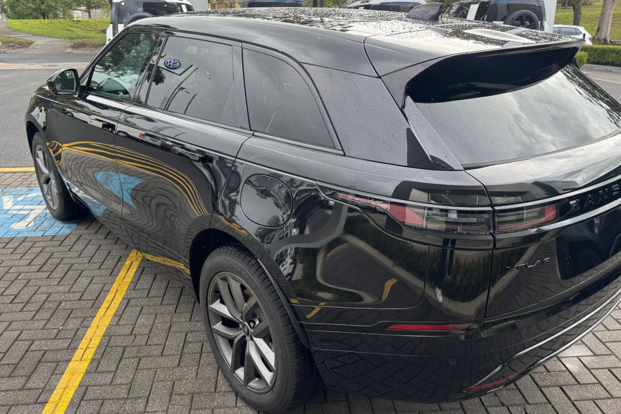 2024 MY25.5 Land Rover Range Rover Velar L560 PHEV P400e Dynamic SE SUV