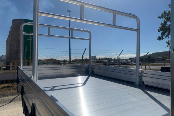 2025 Isuzu  NPR 45/65-175 MT D28 TRADE TRADEPACK Tray Image 13