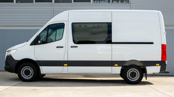 2024 Mercedes-Benz Sprinter VS30 Van image 4