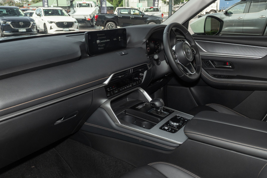 2025 Mazda CX-60 KH Series G25 Evolve SUV Image 8