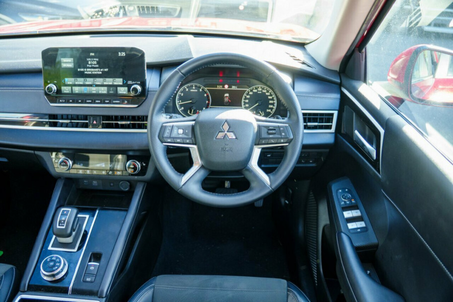 2023 MY24 Mitsubishi Outlander ZM Aspire SUV Image 11