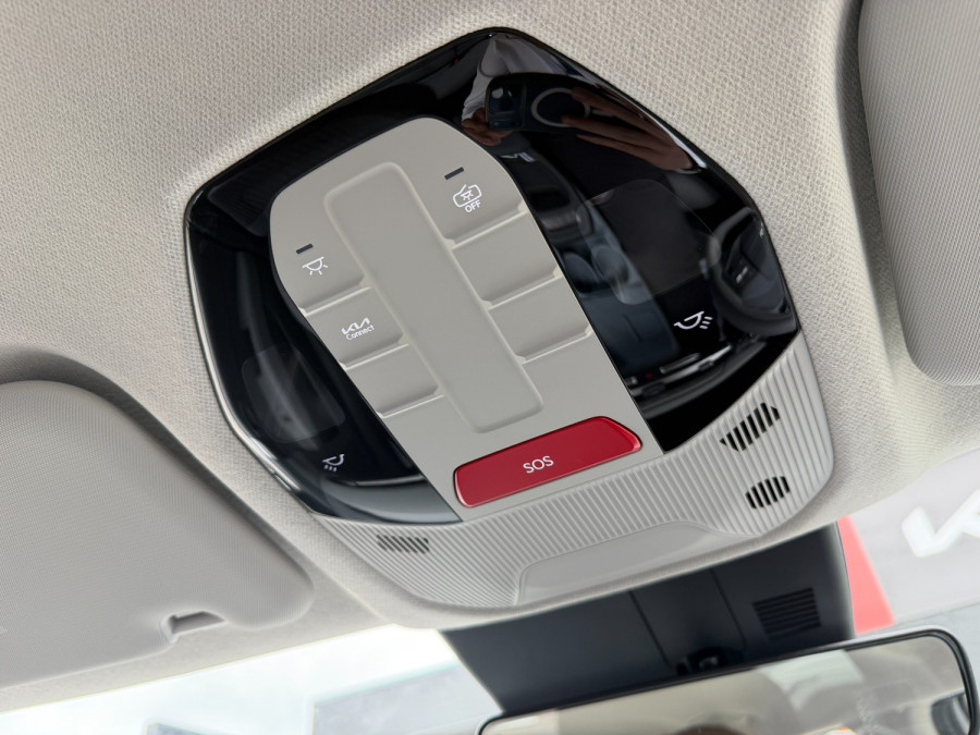 2026 MY27 Kia EV3 SV Air Long Range SUV Image 19